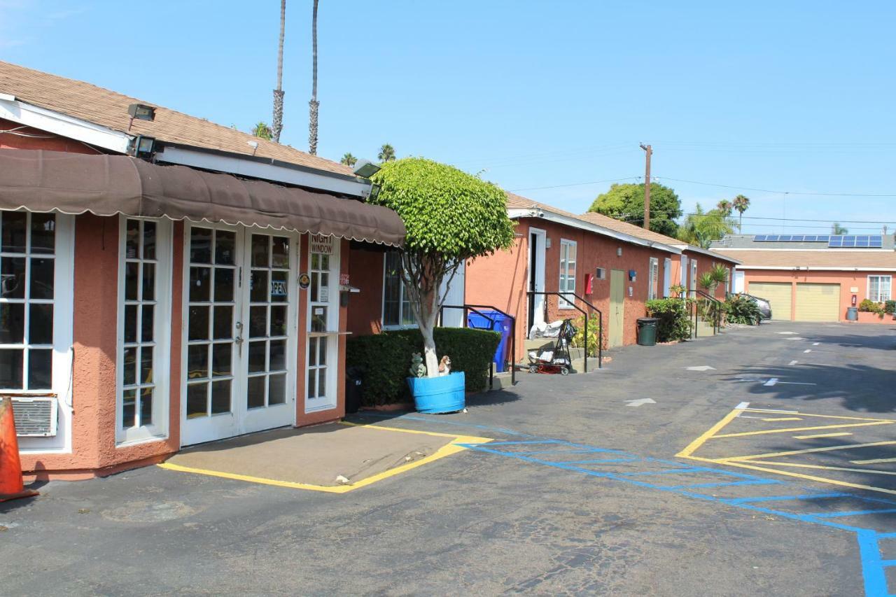 Oceanside Inn & Suites Exterior foto